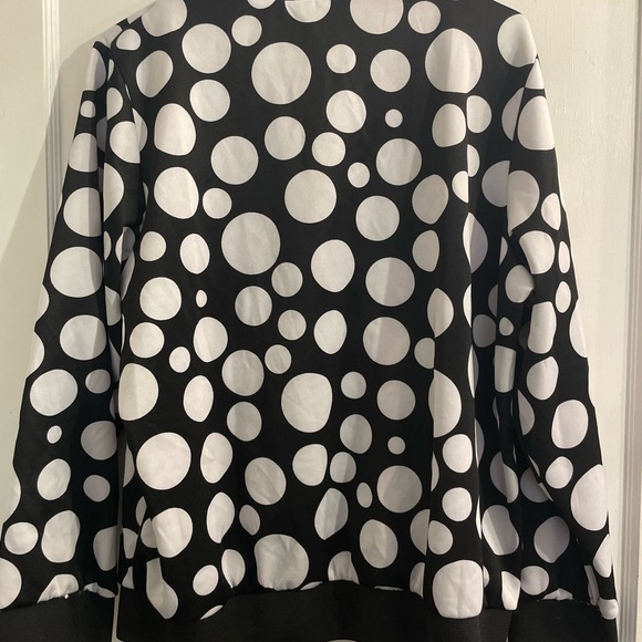 Stylish Black and White Polka Dot Bomber Jacket - Picture 3 of 3